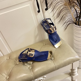 Новая коллекция весна-лето 2023 от Valentino. Новый дизайн очков,