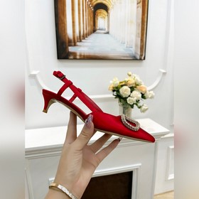 Valentino Новые женские сандалии на весну-лето 2023 года в 8 цвет