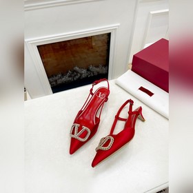 Valentino Новые женские сандалии на весну-лето 2023 года в 8 цвет