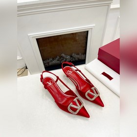 Valentino Новые женские сандалии на весну-лето 2023 года в 8 цвет
