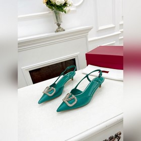 Valentino Новые женские сандалии на весну-лето 2023 года в 8 цвет