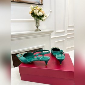Valentino Новые женские сандалии на весну-лето 2023 года в 8 цвет
