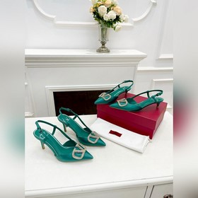 Valentino Новые женские сандалии на весну-лето 2023 года в 8 цвет