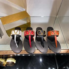 Классические сандалии Valentino, Очень удобные, простые и элегант