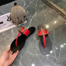 Классические сандалии Valentino, Очень удобные, простые и элегант