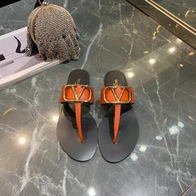 Классические сандалии Valentino, Очень удобные, простые и элегант