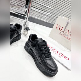 Valentino Out Stud Valentino спортивные кроссовки 2023 новейшая м