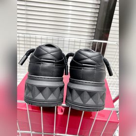 Valentino Out Stud Valentino спортивные кроссовки 2023 новейшая м