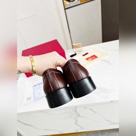 Новые лодочки Valentino с логотипом V Комфорт и мода в одном, лег