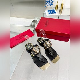 Новая модель Valentino весны 2023 года, кожаный верх, подкладка и