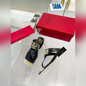 Новая модель Valentino весны 2023 года, кожаный верх, подкладка и