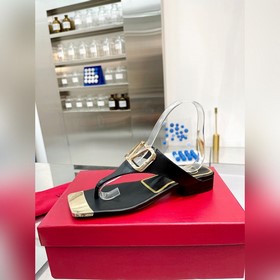 Новая модель Valentino весны 2023 года, кожаный верх, подкладка и