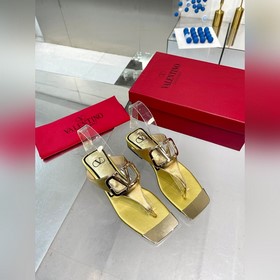 Новая модель Valentino весны 2023 года, кожа, подкладка из овечье