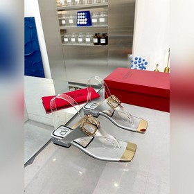Новая модель Valentino весны 2023 года, кожа бычка, подкладка из 