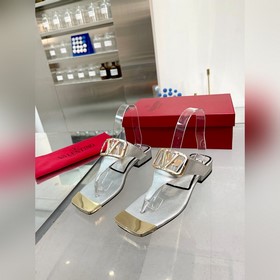 Новая модель Valentino весны 2023 года, кожа бычка, подкладка из 