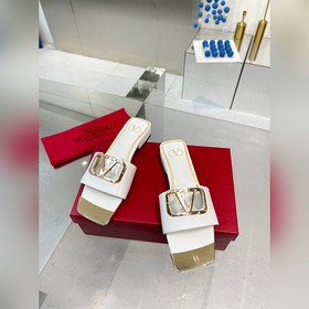 Новая модель Valentino весны 2023 года, кожаный верх, меховая под