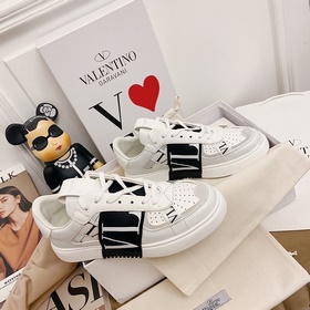 VT Valentino ~ 2023 буквальные кроссовки белые кроссовки с ремешк