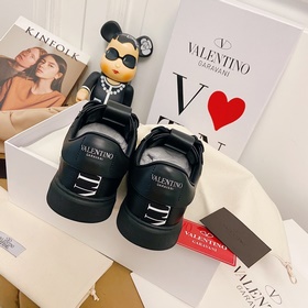 VT Valentino ~ 2023 буквальные кроссовки белые кроссовки с ремешк