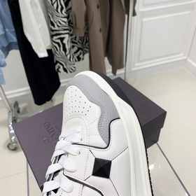 Valentino комбинированные кроссовки, версия высшего качества! Мод