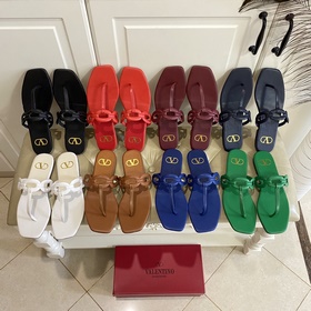 Новые сандалии VALENTINO, кожа, овечья кожа, размеры 35-42 (разме
