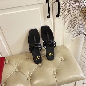 Новые сандалии VALENTINO, кожа, овечья кожа, размеры 35-42 (разме