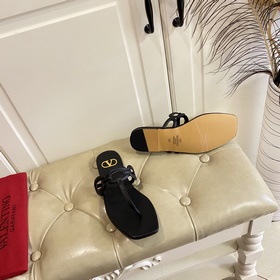 Новые сандалии VALENTINO, кожа, овечья кожа, размеры 35-42 (разме