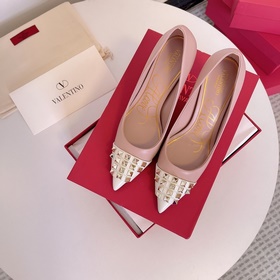 Valentino VT новейшая коллекция. Уникальные инновационные туфли н