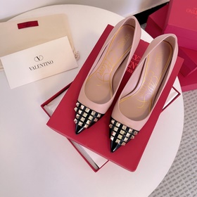 Valentino VT новейшая коллекция. Уникальные инновационные туфли н