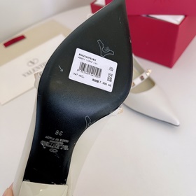 Новые сандалии Valentino VT из последней коллекции. Высочайшее ка