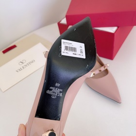 Новые сандалии Valentino VT из последней коллекции. Высочайшее ка