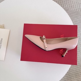 Новые сандалии Valentino VT из последней коллекции. Высочайшее ка