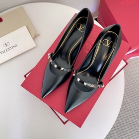 Новые сандалии Valentino VT из последней коллекции. Высочайшее ка