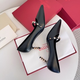 Новые сандалии Valentino VT из последней коллекции. Высочайшее ка