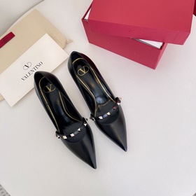 Новые сандалии Valentino VT из последней коллекции. Высочайшее ка