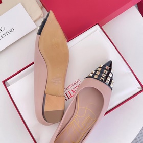 Valentino VT новейшая коллекция. Уникальные инновационные туфли н