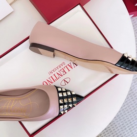 Valentino VT новейшая коллекция. Уникальные инновационные туфли н