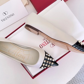 Valentino VT новейшая коллекция. Уникальные инновационные туфли н