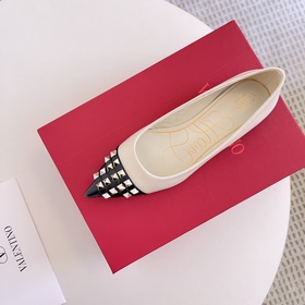 Valentino VT новейшая коллекция. Уникальные инновационные туфли н