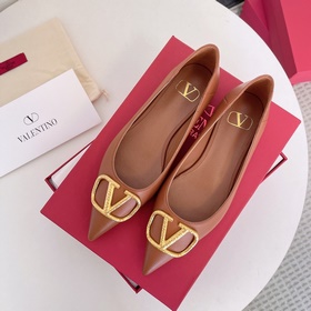 Valentino новейшие балетки Signature, можно носить двумя способам