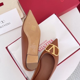 Valentino новейшие балетки Signature, можно носить двумя способам