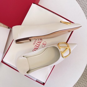 Valentino новейшие балетки Signature, можно носить двумя способам