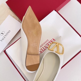 Valentino новейшие балетки Signature, можно носить двумя способам