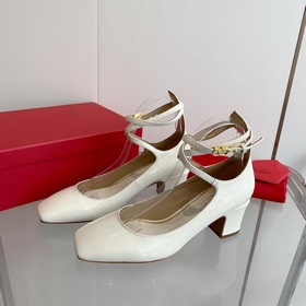 Valentino/Валентино 2023 весна-лето новинка, лакированные туфли М