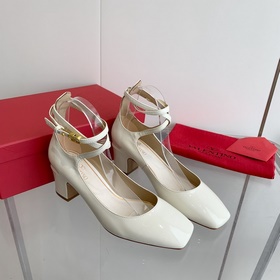 Valentino/Валентино 2023 весна-лето новинка, лакированные туфли М
