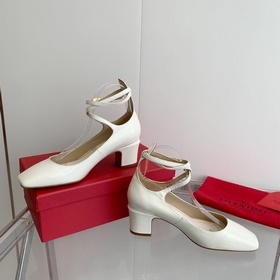 Valentino/Валентино 2023 весна-лето новинка, лакированные туфли М