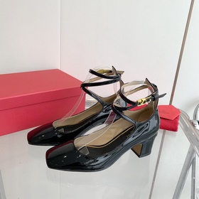 Valentino/Валентино 2023 весна-лето новинка, лакированные туфли М