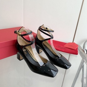Valentino/Валентино 2023 весна-лето новинка, лакированные туфли М
