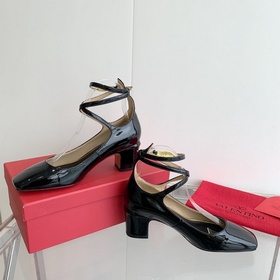 Valentino/Валентино 2023 весна-лето новинка, лакированные туфли М