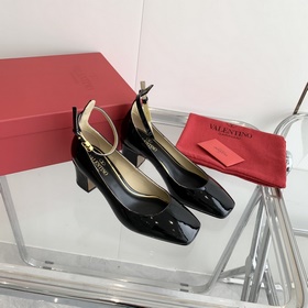 Valentino/Валентино 2023 весна-лето новинка, лакированные туфли М