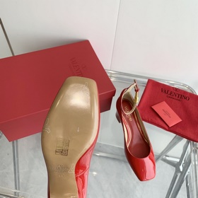 Valentino/Валентино 2023 весна-лето, новые модели туфли Мэри Джей